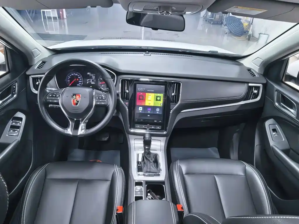 Roewe RX5 — миниатюра 8