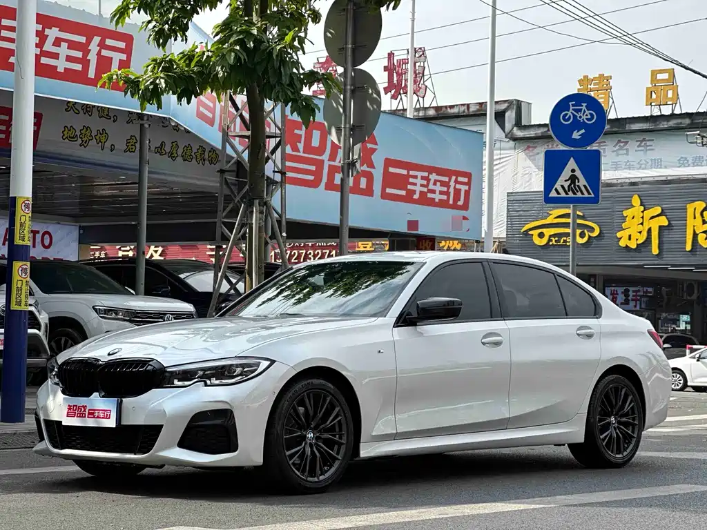 BMW 3 Series 2022