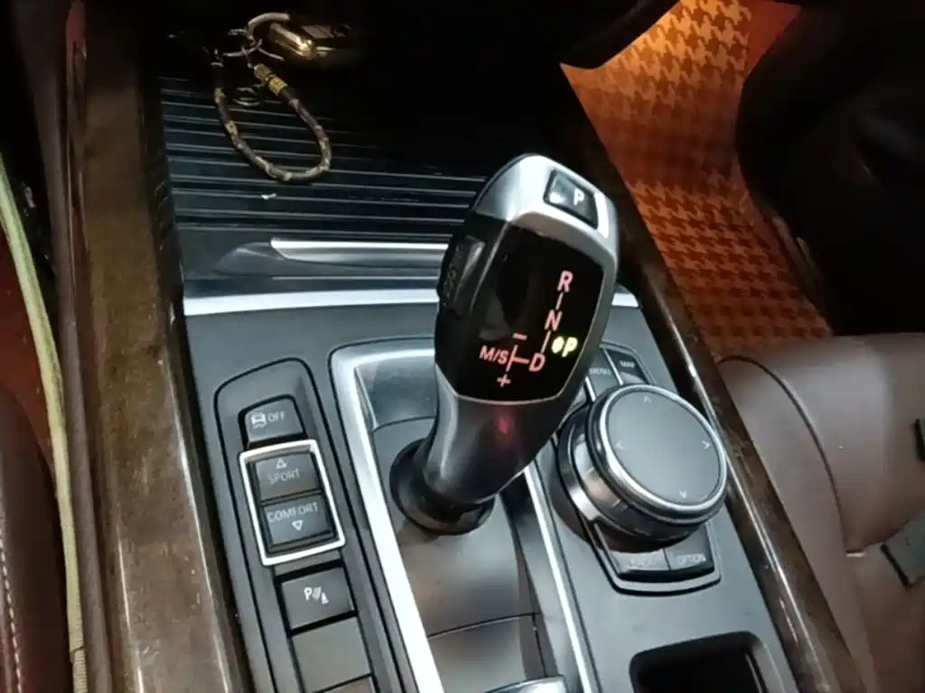BMW X5 (Import) — миниатюра 14