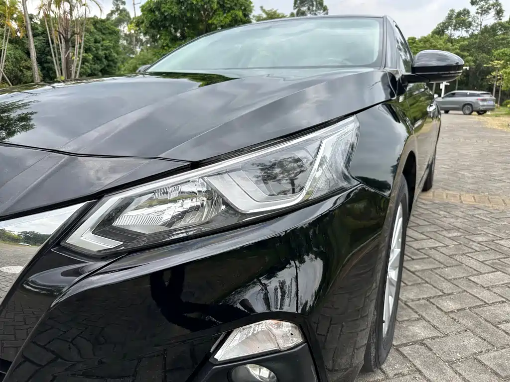 Nissan Teana — миниатюра 8