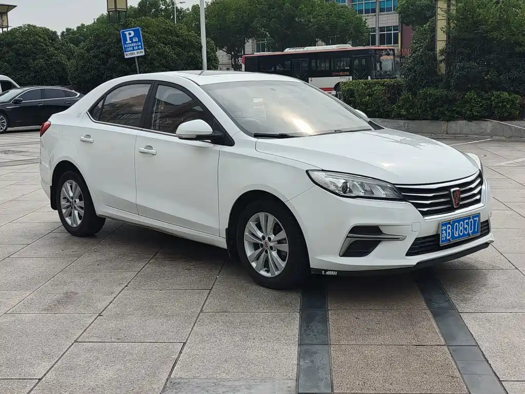 Roewe 360 — миниатюра 3