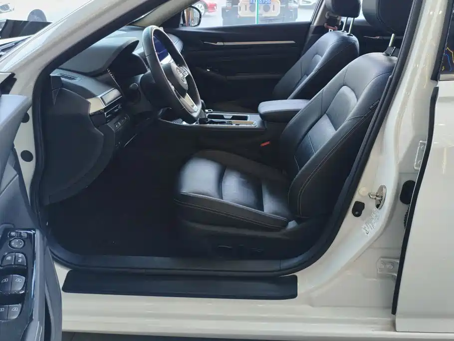Nissan Teana — миниатюра 9