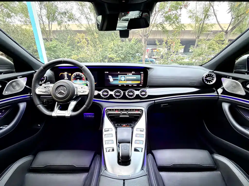 Mercedes-Benz AMG GT — миниатюра 9
