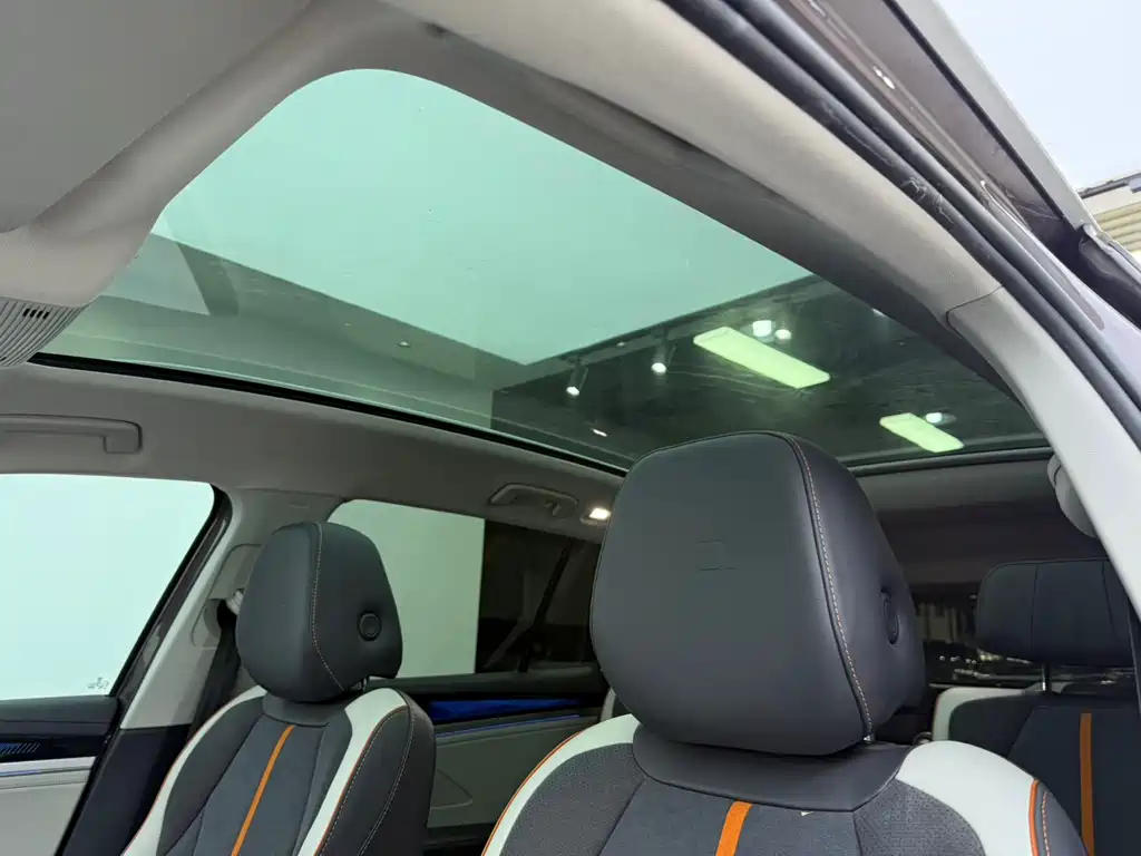 Volkswagen ID.6 Crozz — миниатюра 13