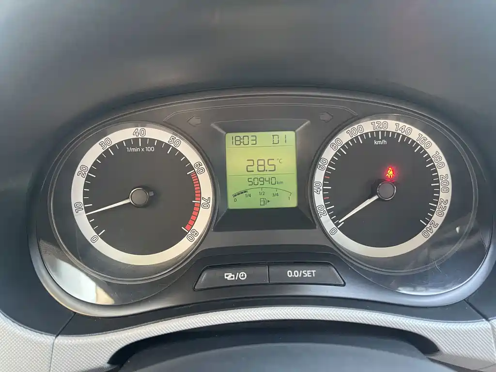 Skoda Fabia — миниатюра 8