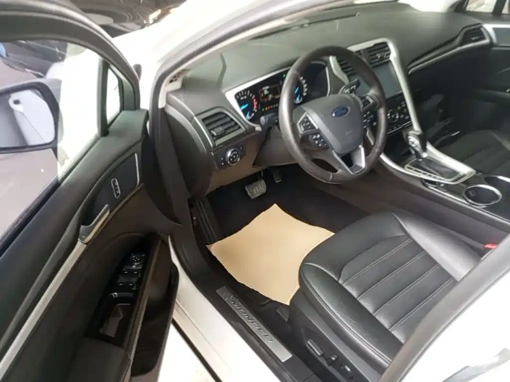Ford Mondeo — миниатюра 16