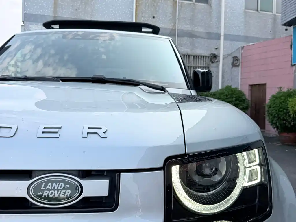 Land Rover Defender — миниатюра 16