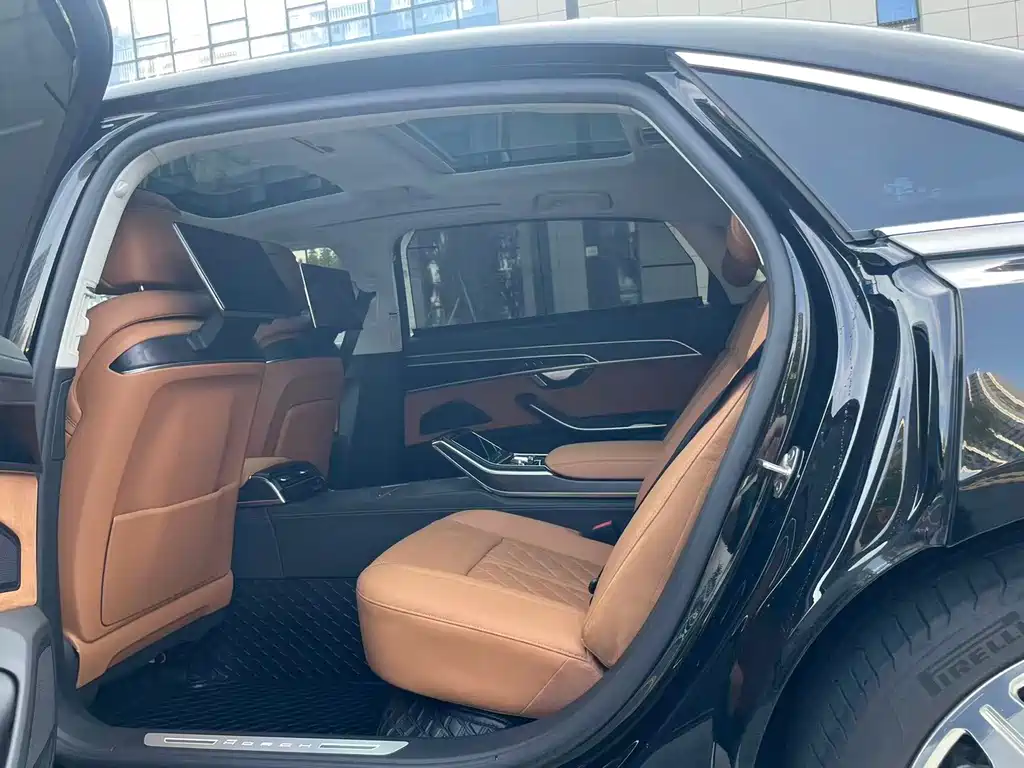 Audi A8 — миниатюра 17