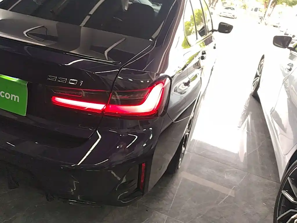 BMW 3 Series — миниатюра 8