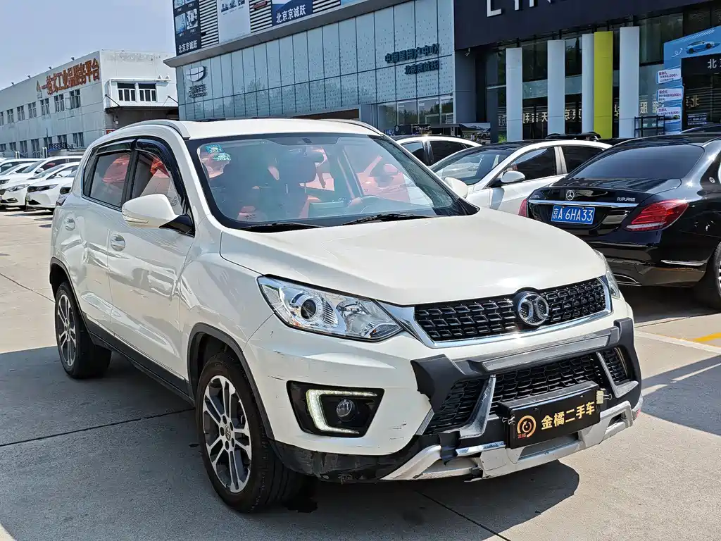 BAIC Senova X35 — миниатюра 4