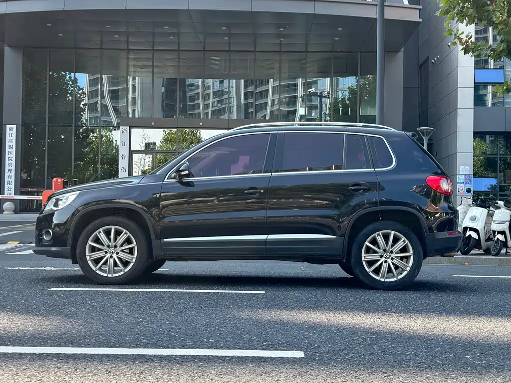 Volkswagen Tiguan — миниатюра 22