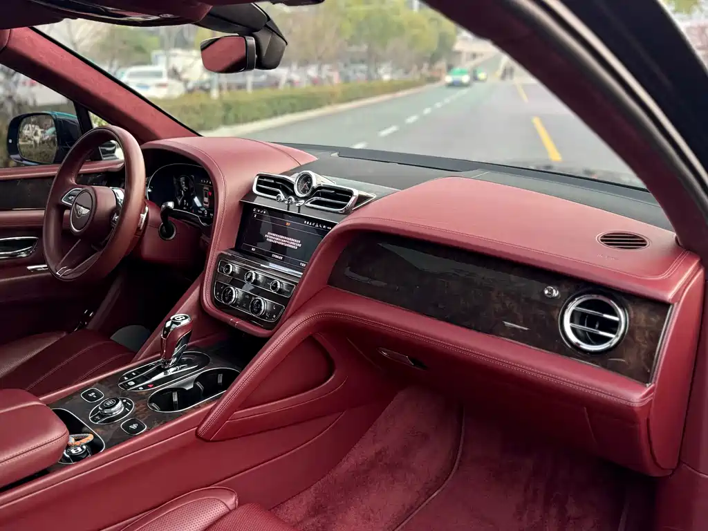 Bentley Bentayga 2021 4.0T V8