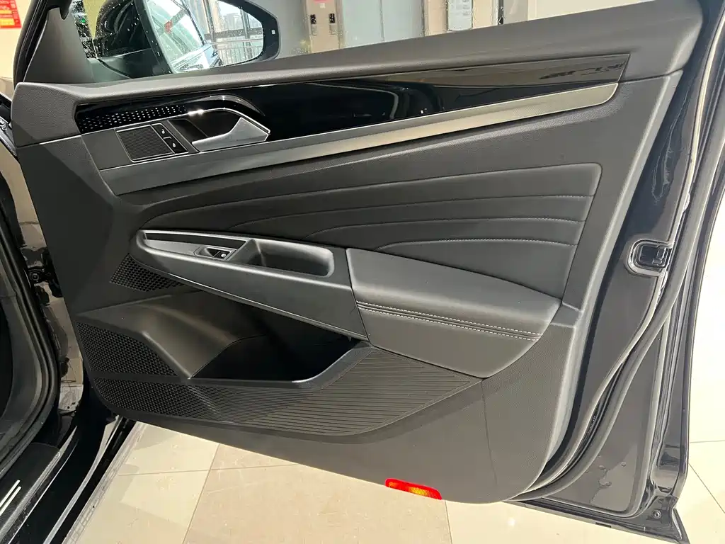 Volkswagen Passat — миниатюра 16