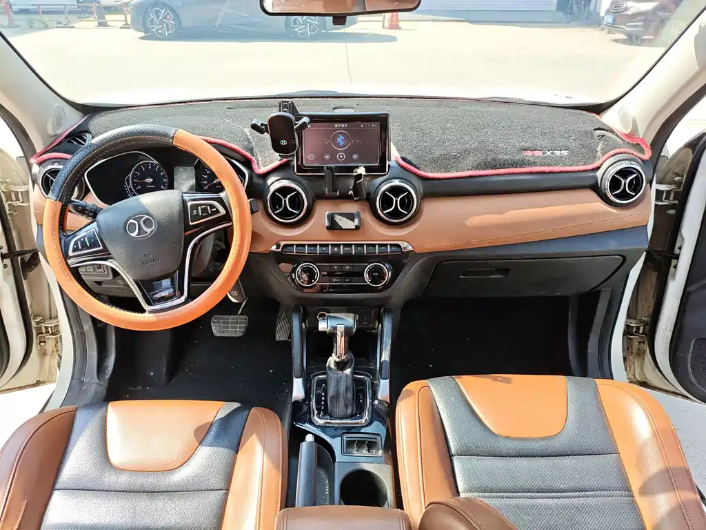 BAIC Senova X35 — миниатюра 10