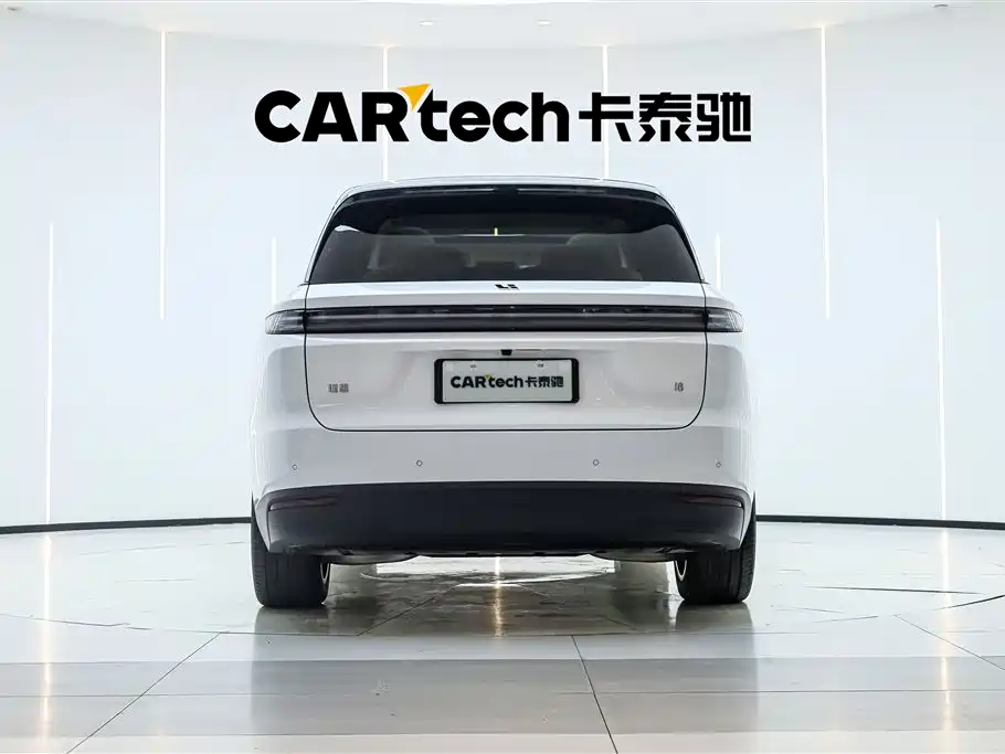 Li Auto i8 2025 Standard