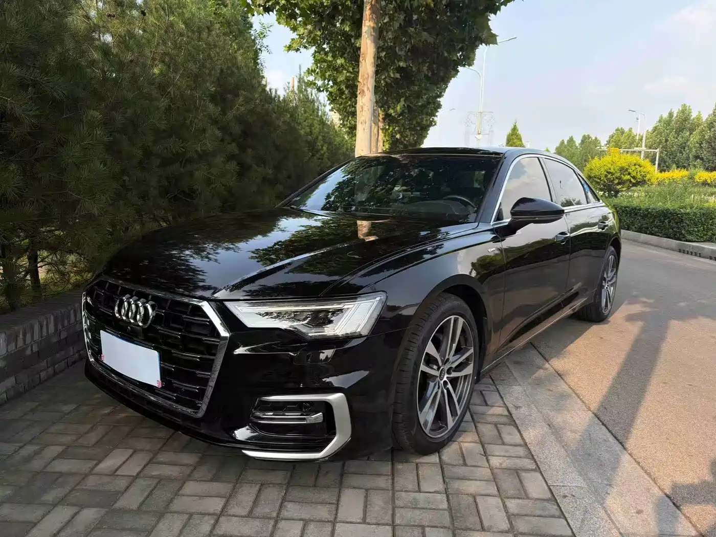 奥迪A6L 2023款 改款 40 TFSI 豪华动感型 2023
