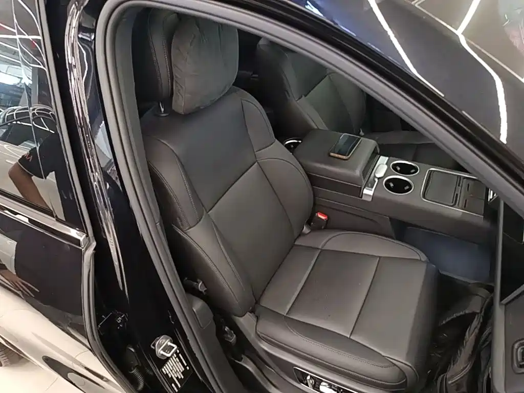 Li Auto Li L8 — миниатюра 25