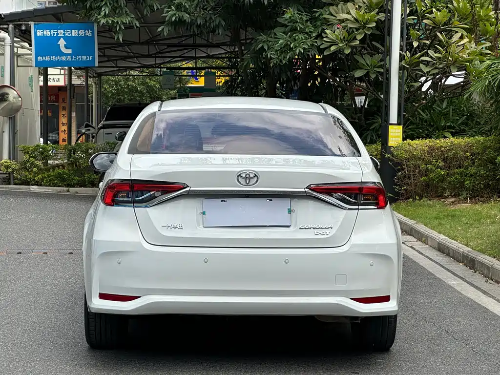 Toyota Corolla — миниатюра 17