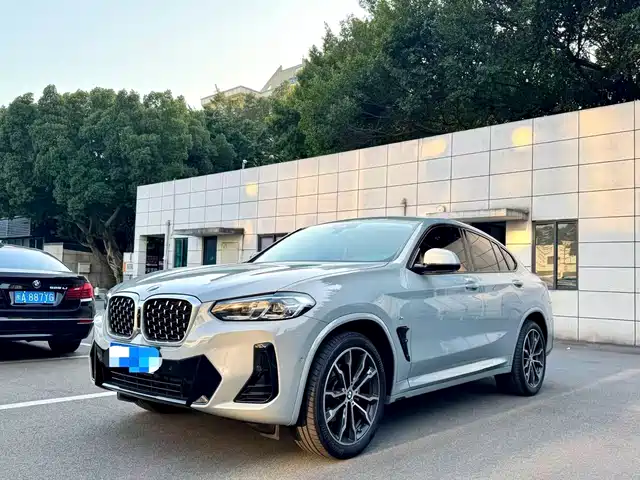 BMW X4 2023