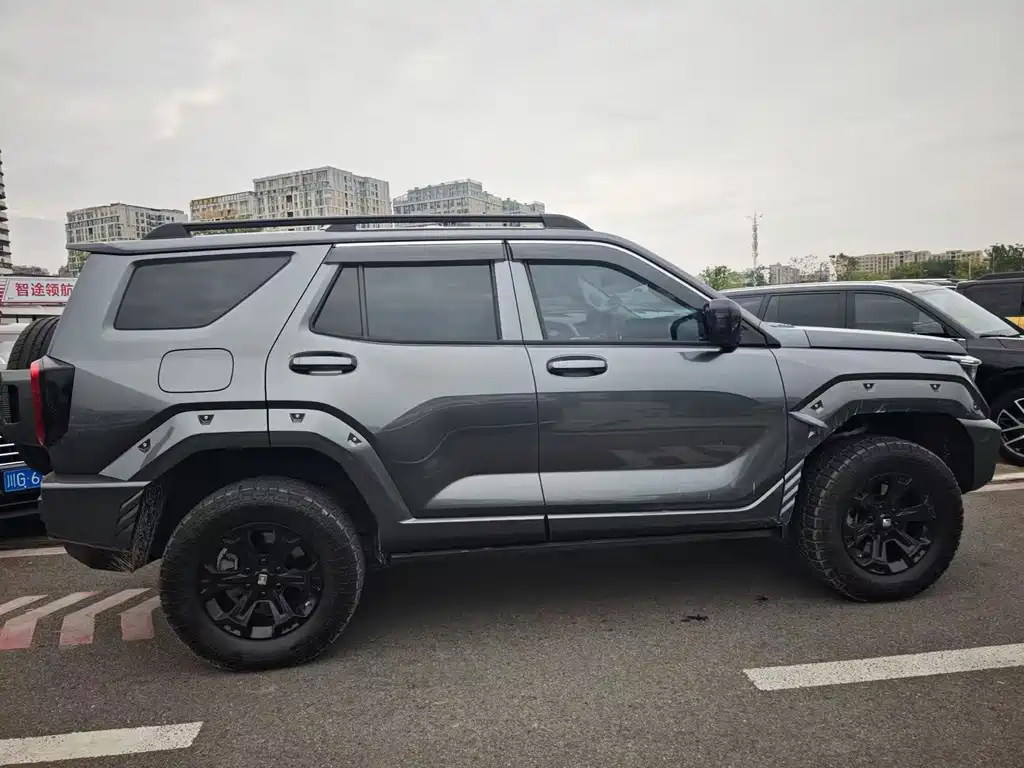 Tank Tank 400 New Energy — миниатюра 3