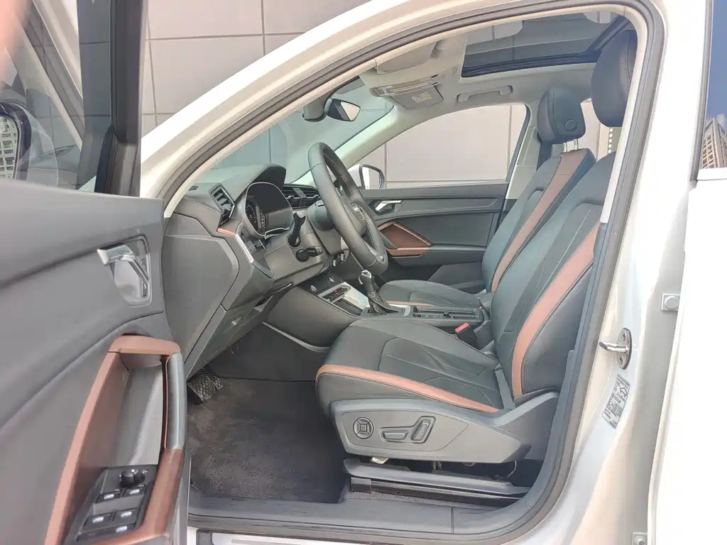 Audi Q3 — миниатюра 8