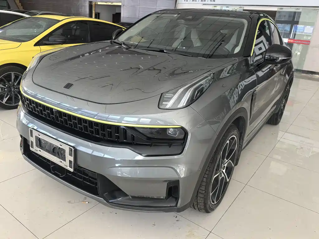 Lynk & Co 05