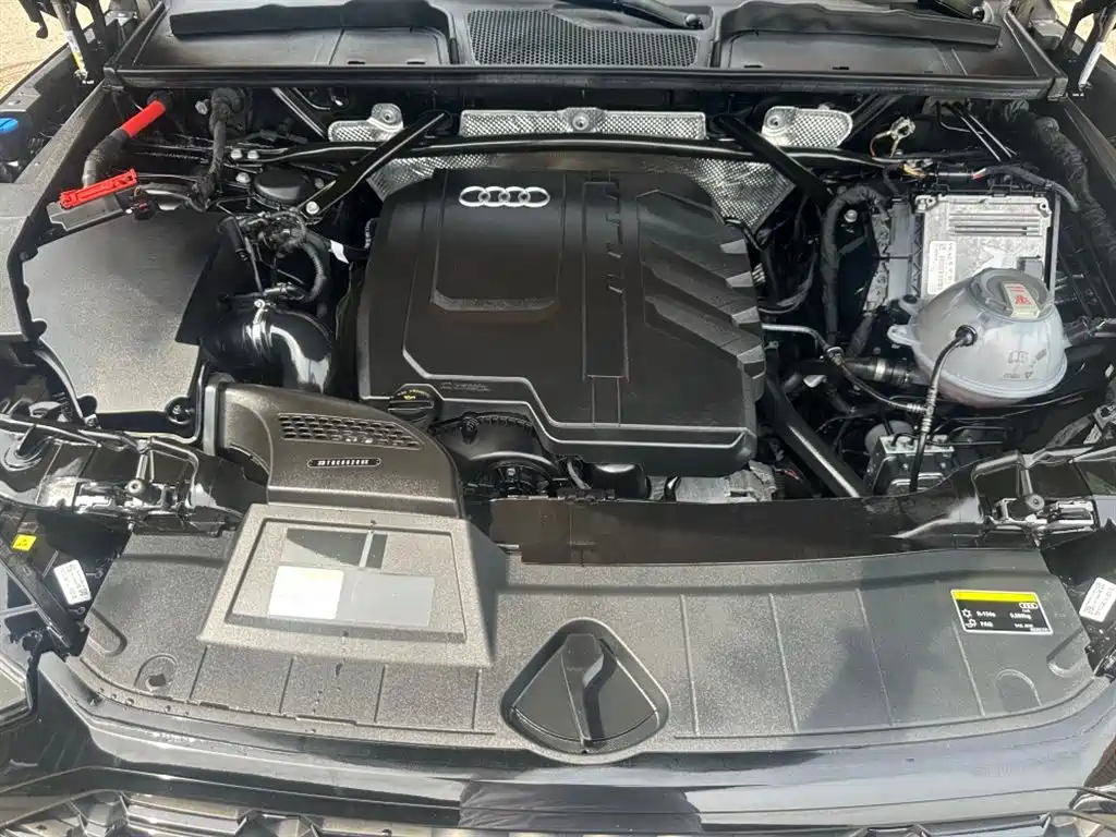 Audi Q5L 2024 40 TFSI Luxury