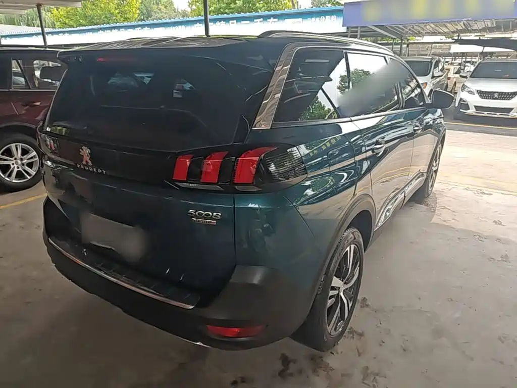 Peugeot 5008 — миниатюра 7