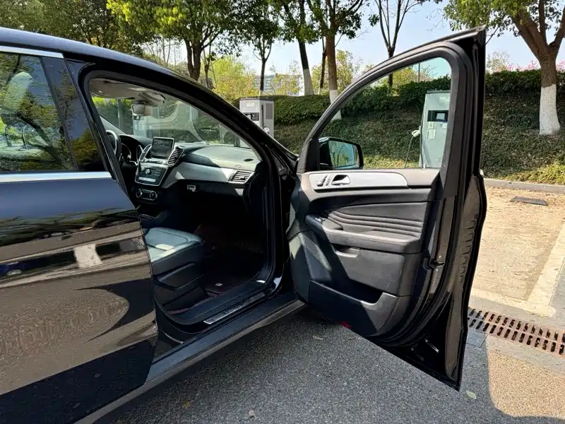 Mercedes-Benz GLE 2015 GLE 320 4MATIC SUV