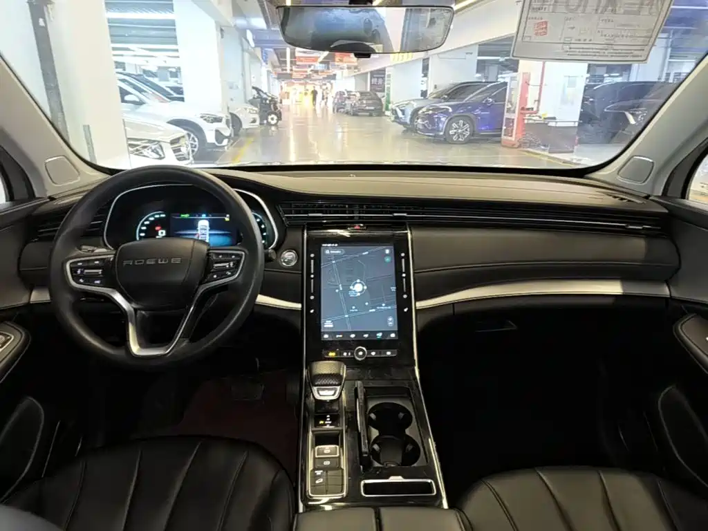 Roewe RX5 MAX — миниатюра 10