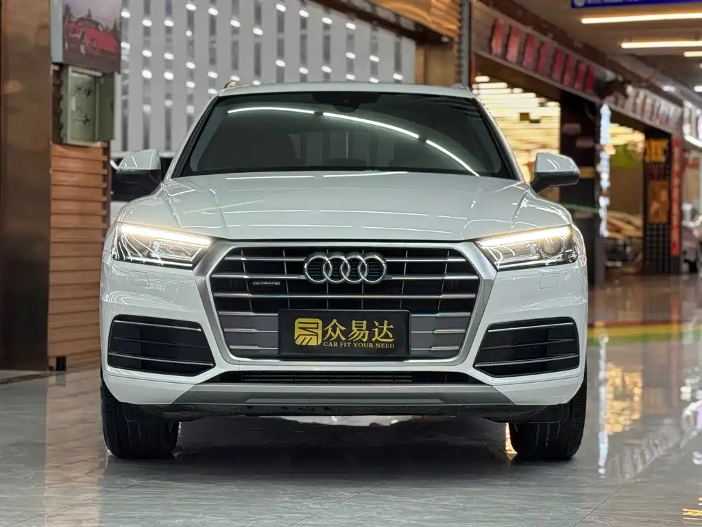 Audi Q5L — миниатюра 2