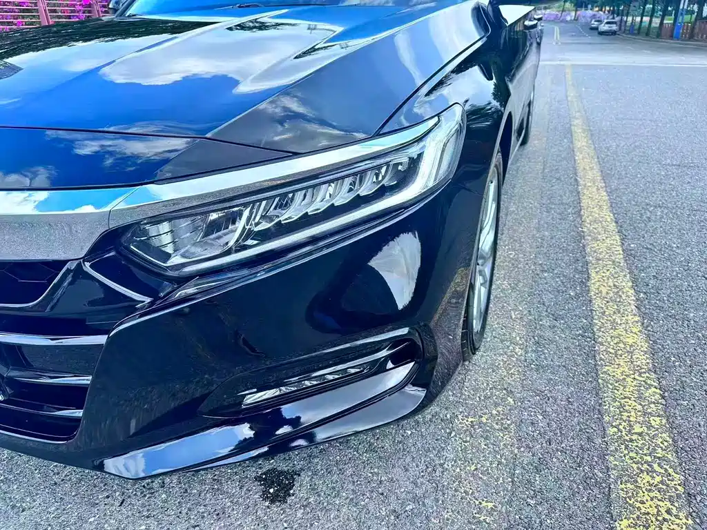 Honda Accord — миниатюра 11