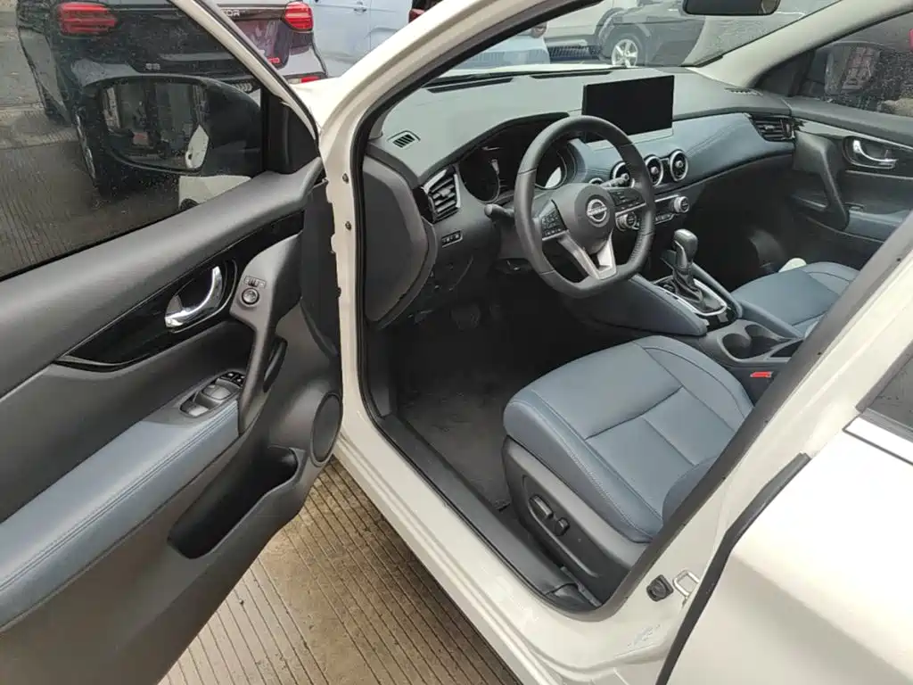 Nissan Qashqai — миниатюра 16