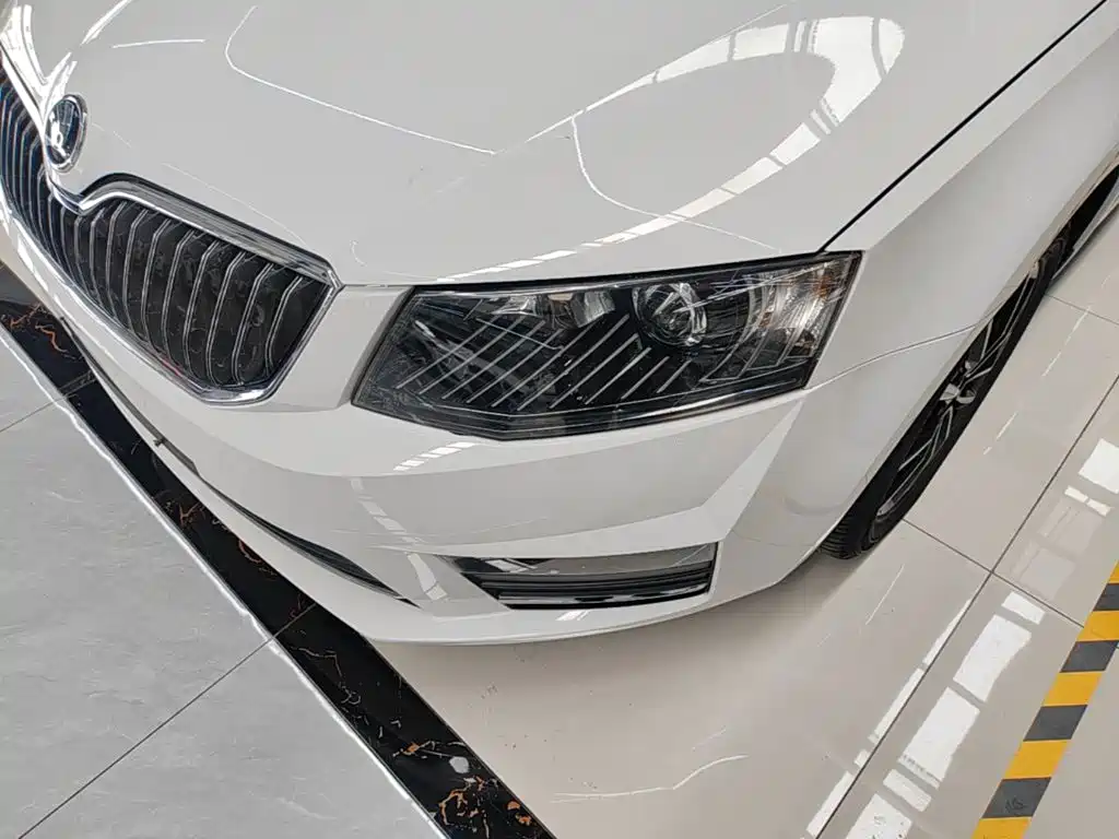 Skoda Octavia — миниатюра 24