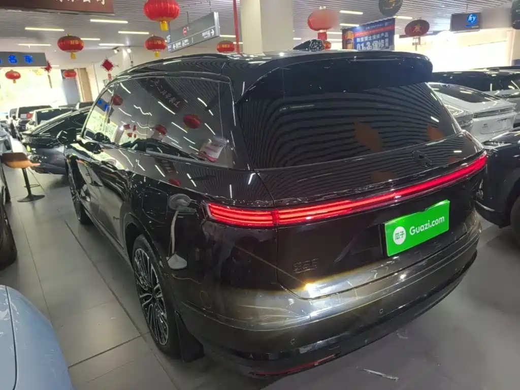 NIO ES8 — миниатюра 5