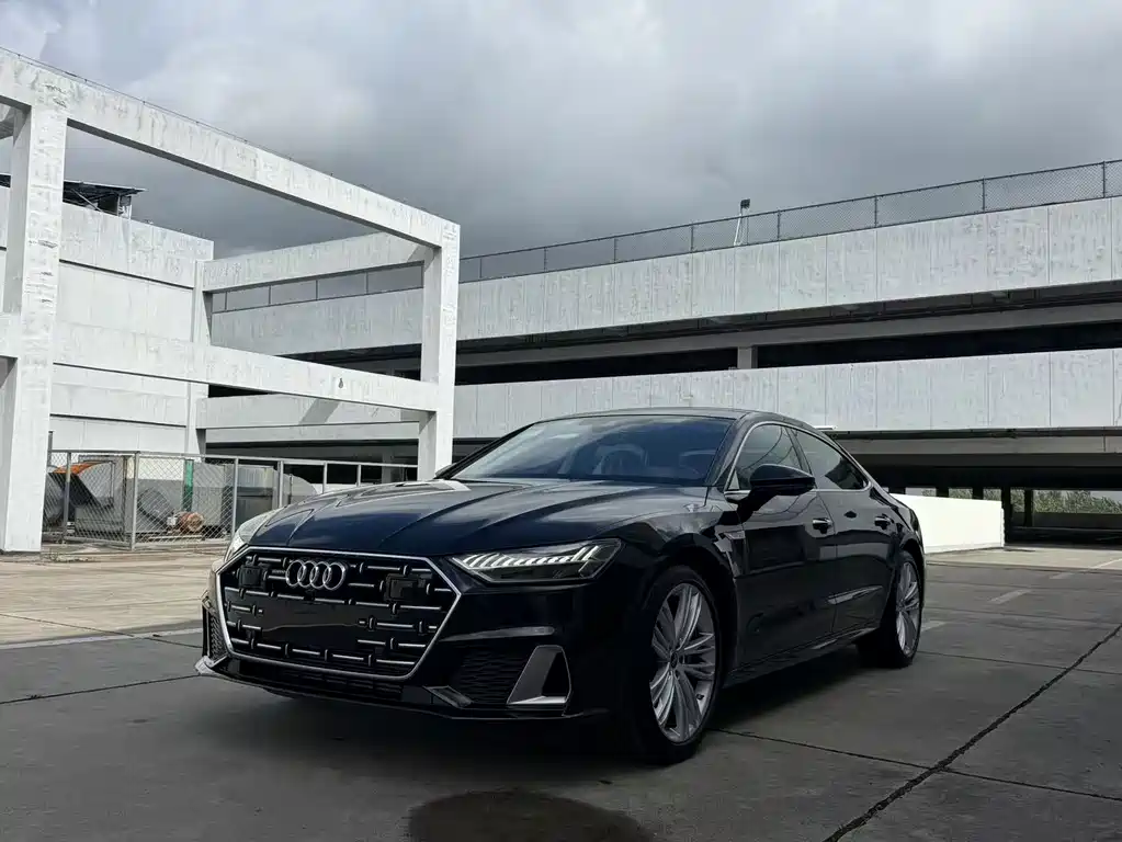 Audi A7L 2025 45 TFSI quattro