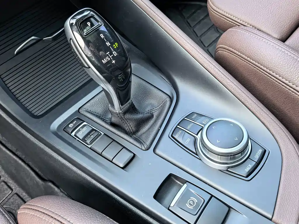 BMW X1 — миниатюра 14