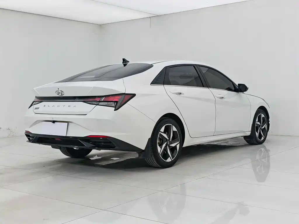 Hyundai Elantra 2021 1.5L CVT GLX Elite