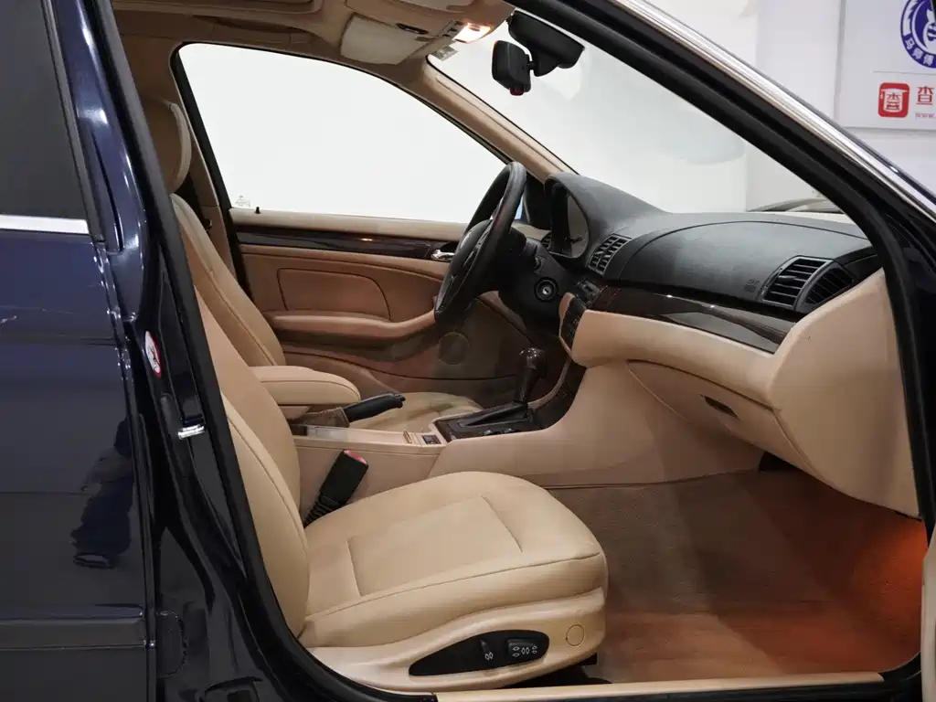 BMW 3 Series — миниатюра 10