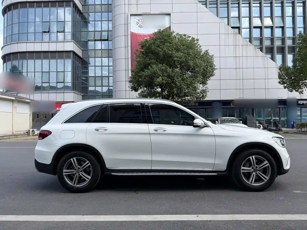 Mercedes-Benz GLC — миниатюра 15