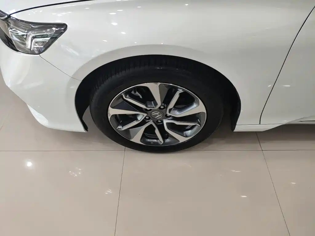 Honda Inspire — миниатюра 23