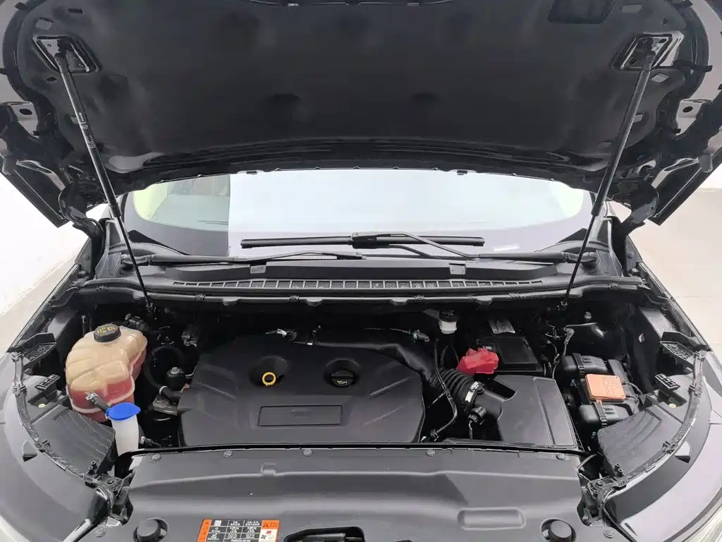Ford Edge — миниатюра 6