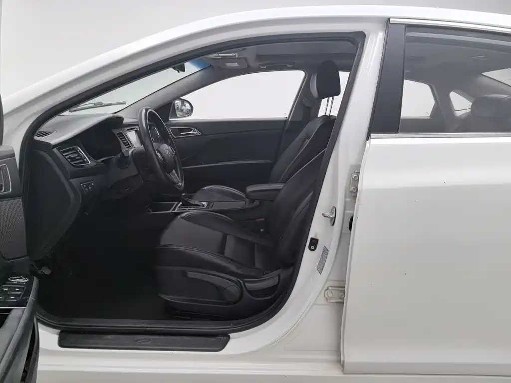 Hyundai Mistra — миниатюра 10