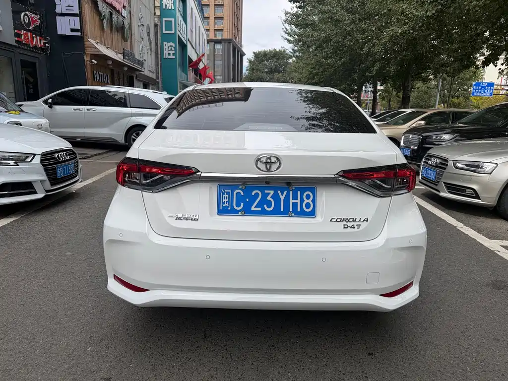 Toyota Corolla — миниатюра 4