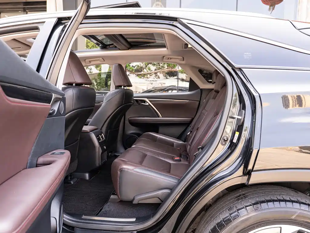 Lexus RX — миниатюра 10