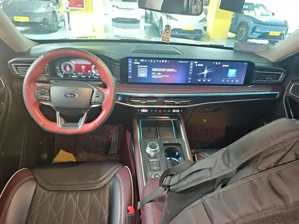 Ford Explorer — миниатюра 10