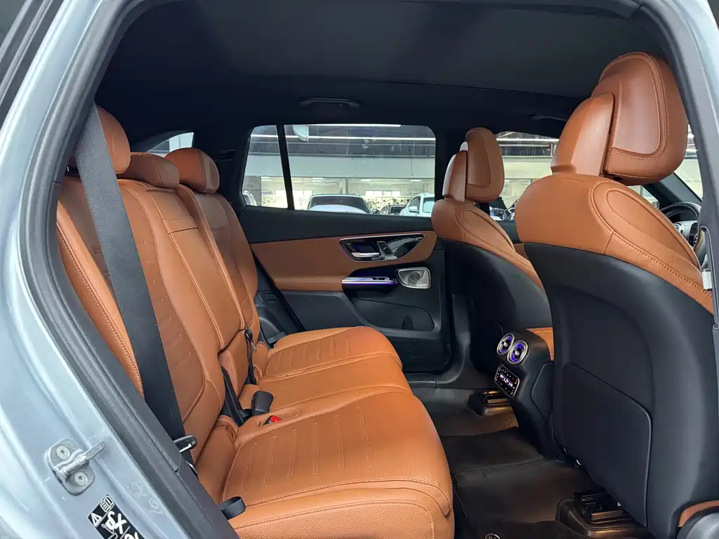 Mercedes-Benz GLC — миниатюра 15