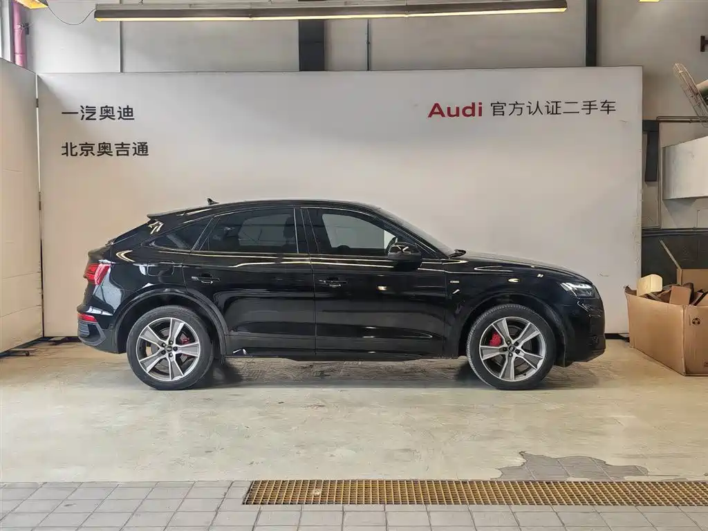 Audi Q5L Sportback — миниатюра 4
