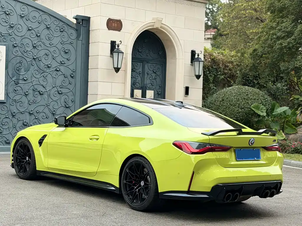 BMW M4