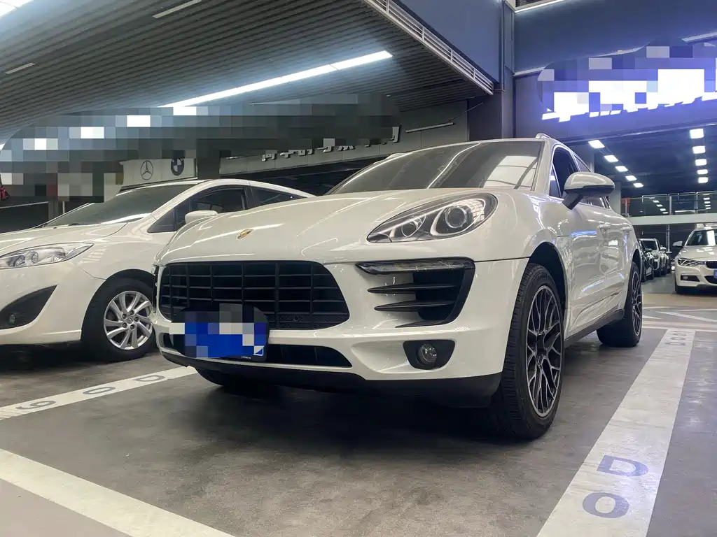 Porsche Macan 2016